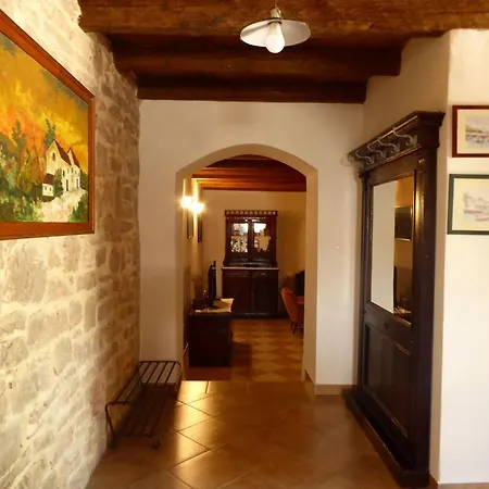 Vikendica Istrien Haus Neunte Pina By Interhome Kastelir